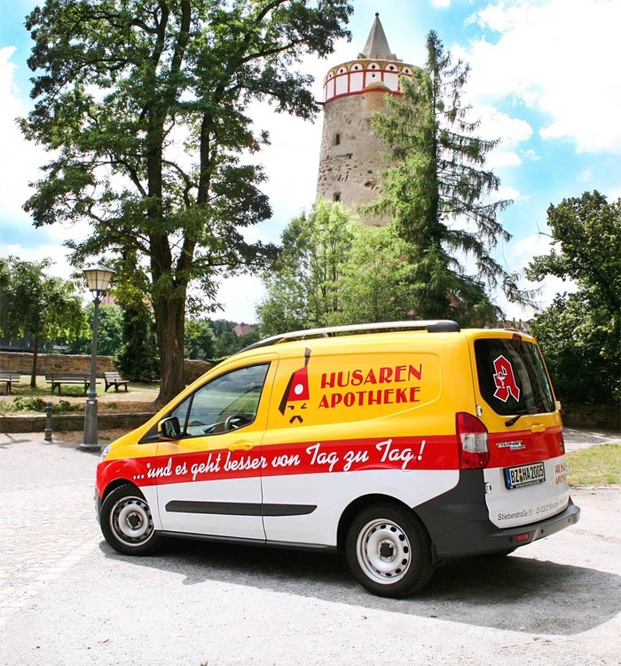 Apothekenauto und Wahrzeichen von Bautzen Apothekenauto und Wahrzeichen von Bautzen